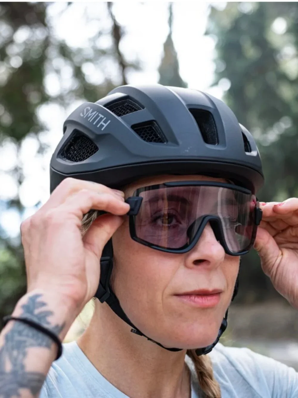 SMITH Wildcat Matte Black ChromaPop Photochromic Clear to Gray Sunglasses